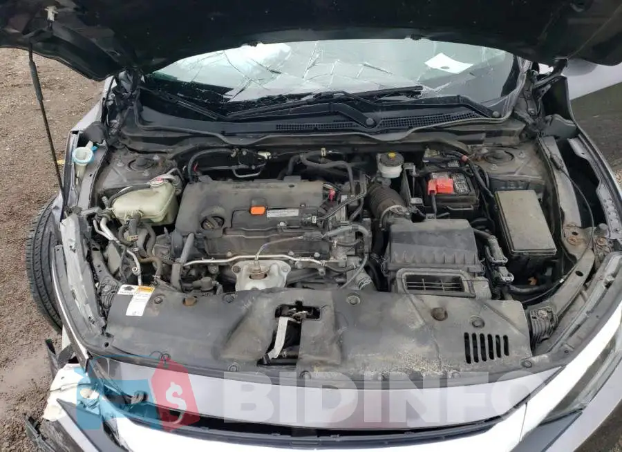 19XFC2F72GE250004 Photo# 11