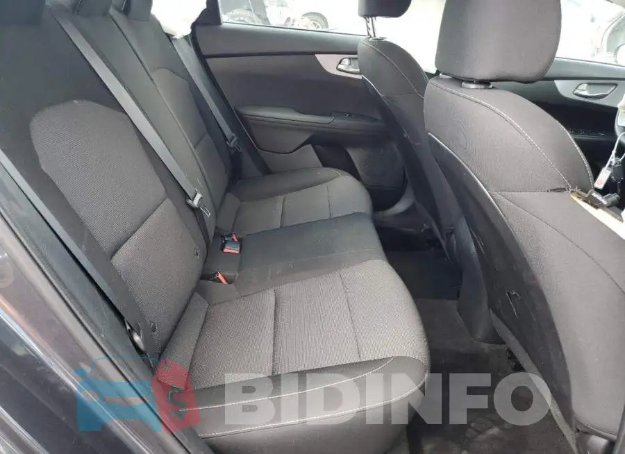 3KPF24AD8PE527024 Photo# 10