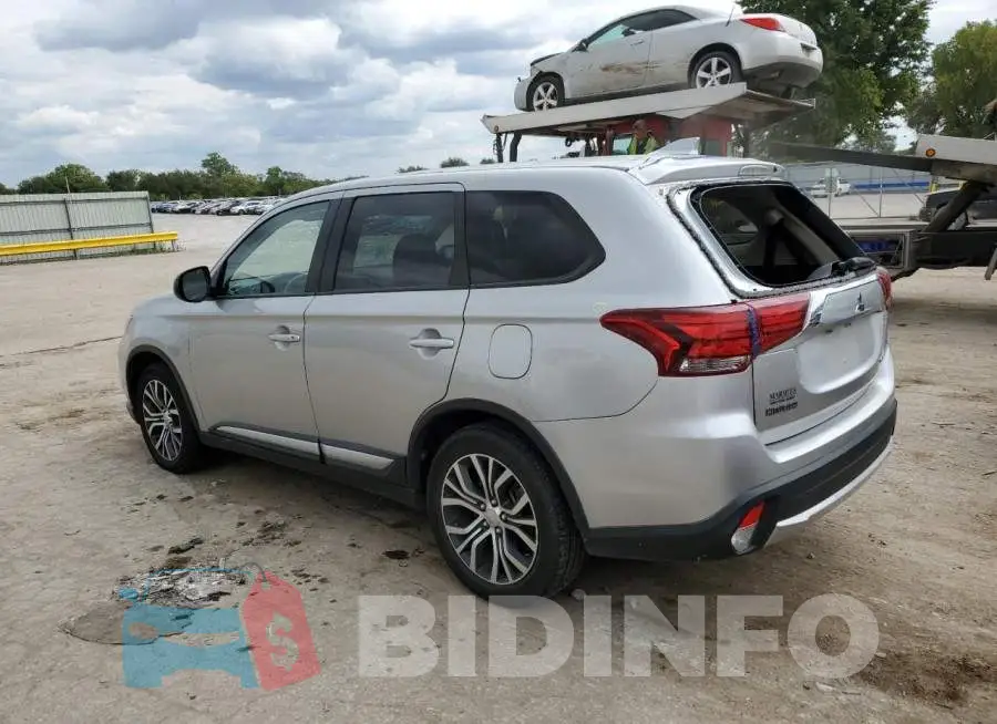 JA4AD2A33JZ052727 Photo# 2