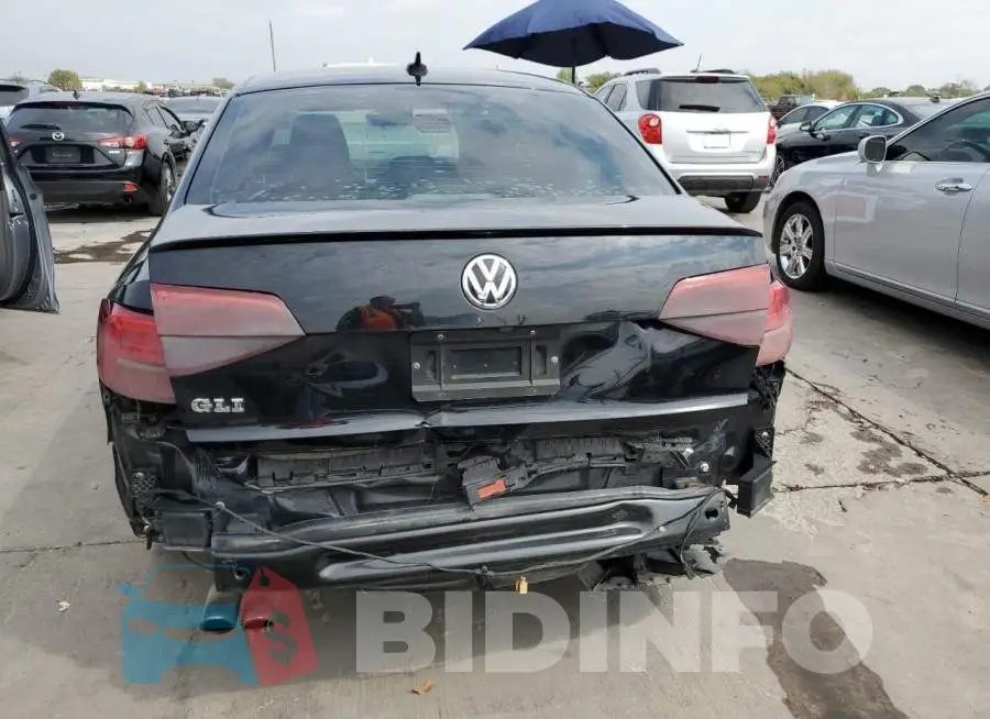 3VW5T7AJ4HM358852 Photo# 6
