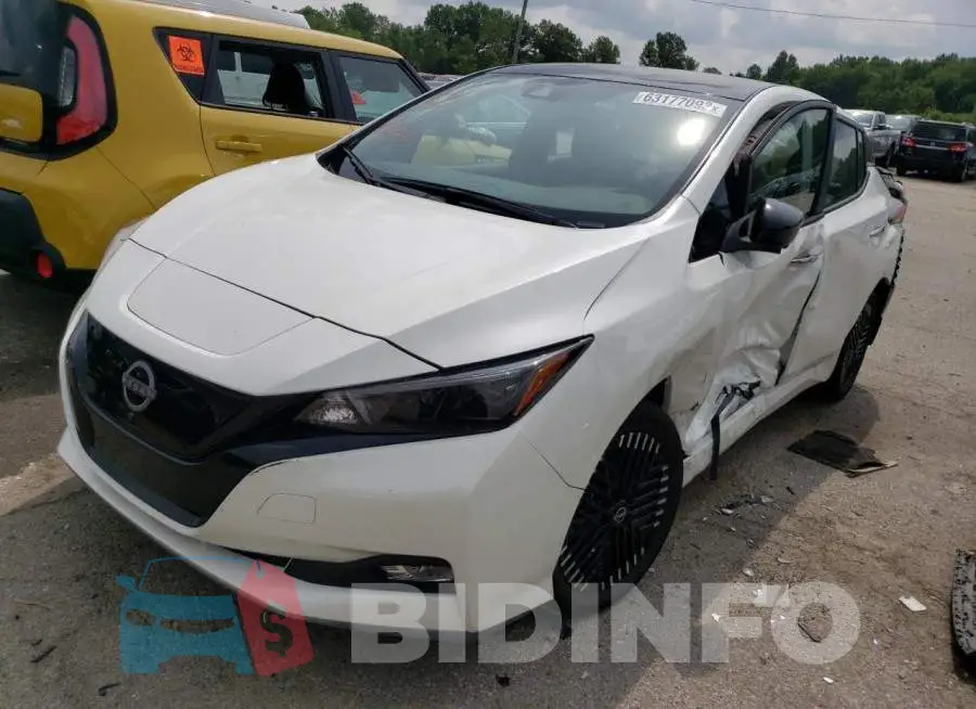 1N4CZ1CV1PC555716 Photo# 1