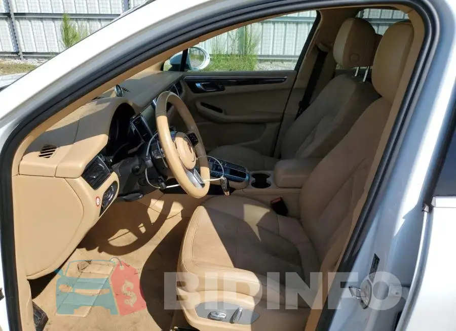 WP1AB2A53GLB52902 Photo# 7