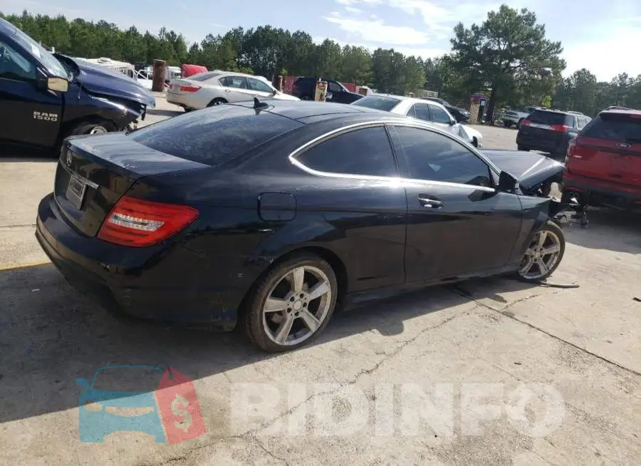 WDDGJ4HB6FG439850 Photo# 3