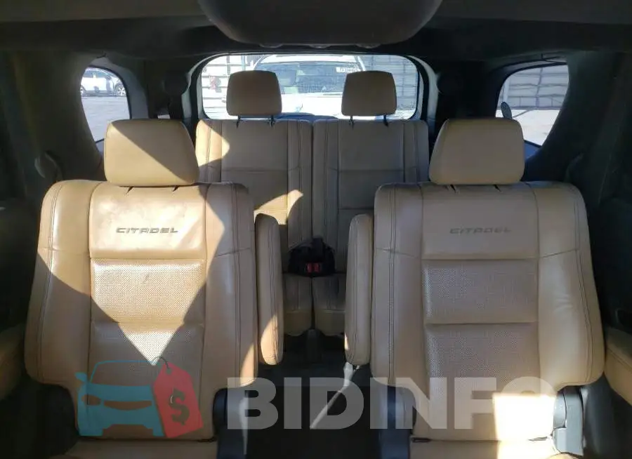 1C4SDHETXFC817143 Photo# 10