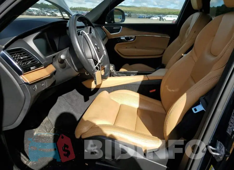 YV4A22PL7J1208332 Photo# 7