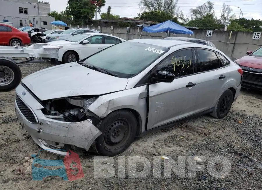 1FADP3E22HL337861 Photo# 1