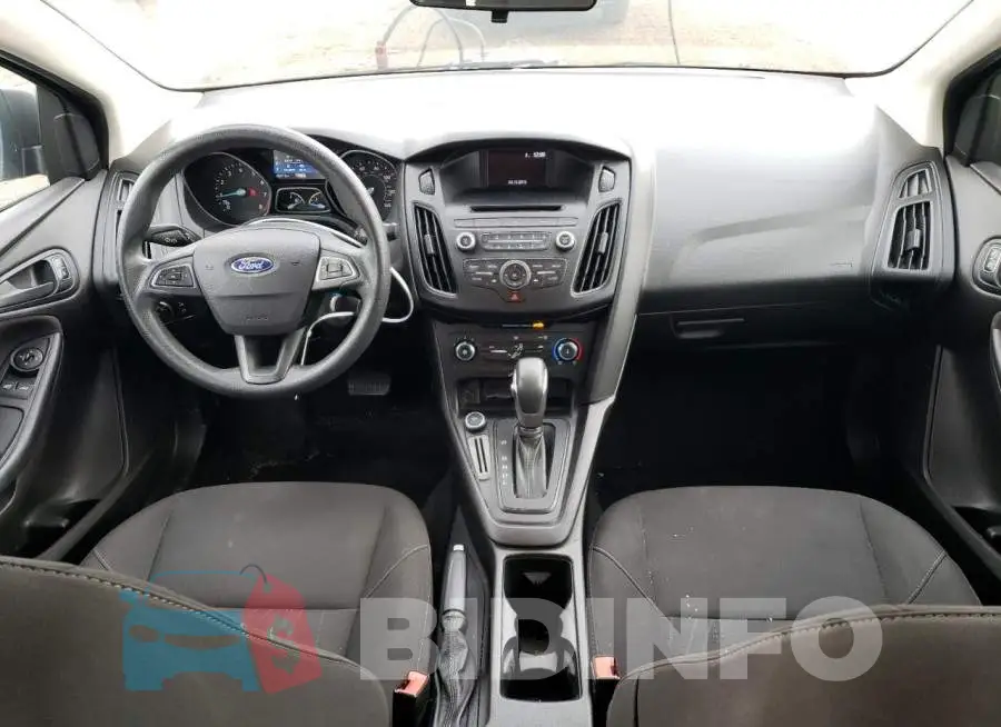 1FADP3E28GL324353 Photo# 8