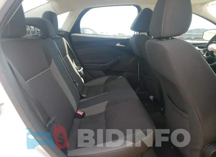 1FADP3F27EL268725 Photo# 10