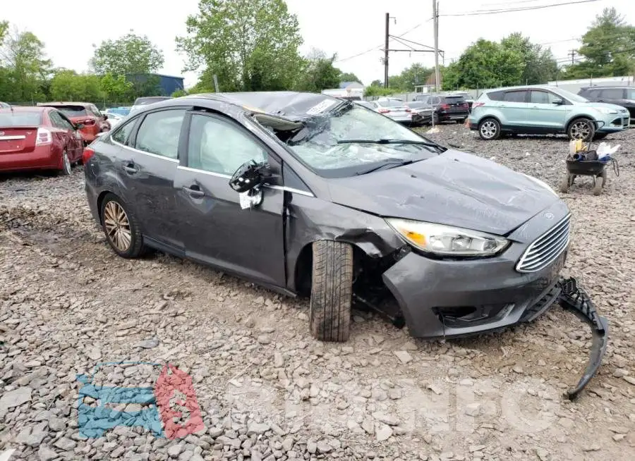 1FADP3J22GL273681 Photo# 4