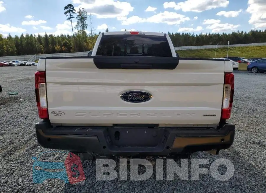 1FT7X2A67JEB43296 Photo# 6