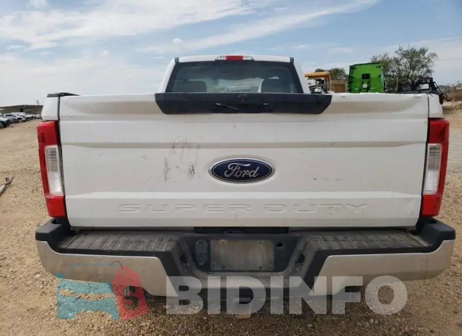 1FTBF2BT8JEB68497 Photo# 6