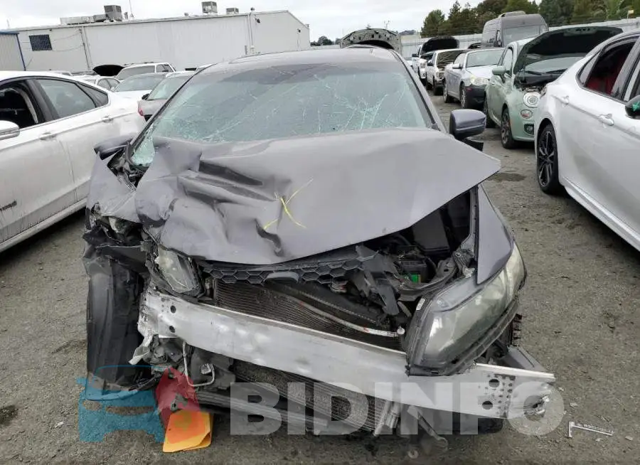 19XFB2F87EE245793 Photo# 5