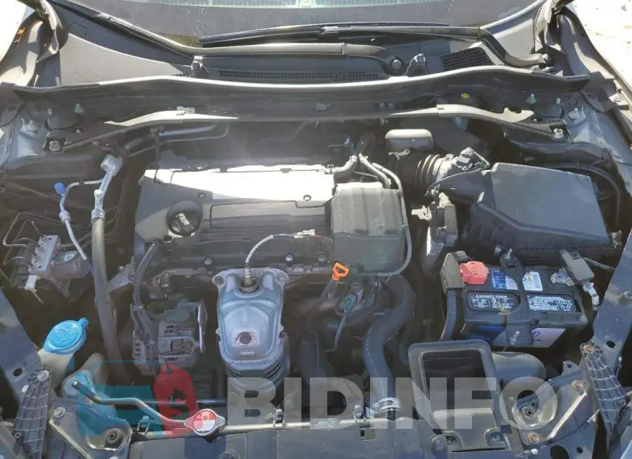 1HGCR2F72FA035842 Photo# 11
