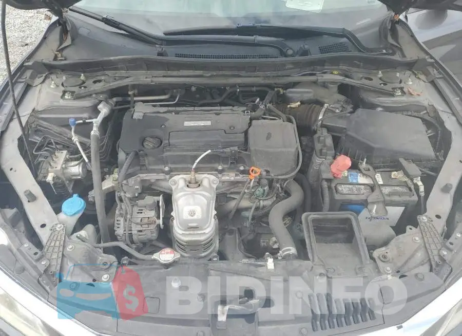 1HGCR2F83HA194672 Photo# 11