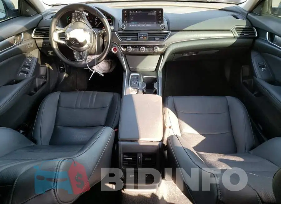 1HGCV3F50MA017577 Photo# 8