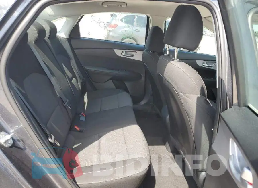 3KPF24AD2PE562061 Photo# 10