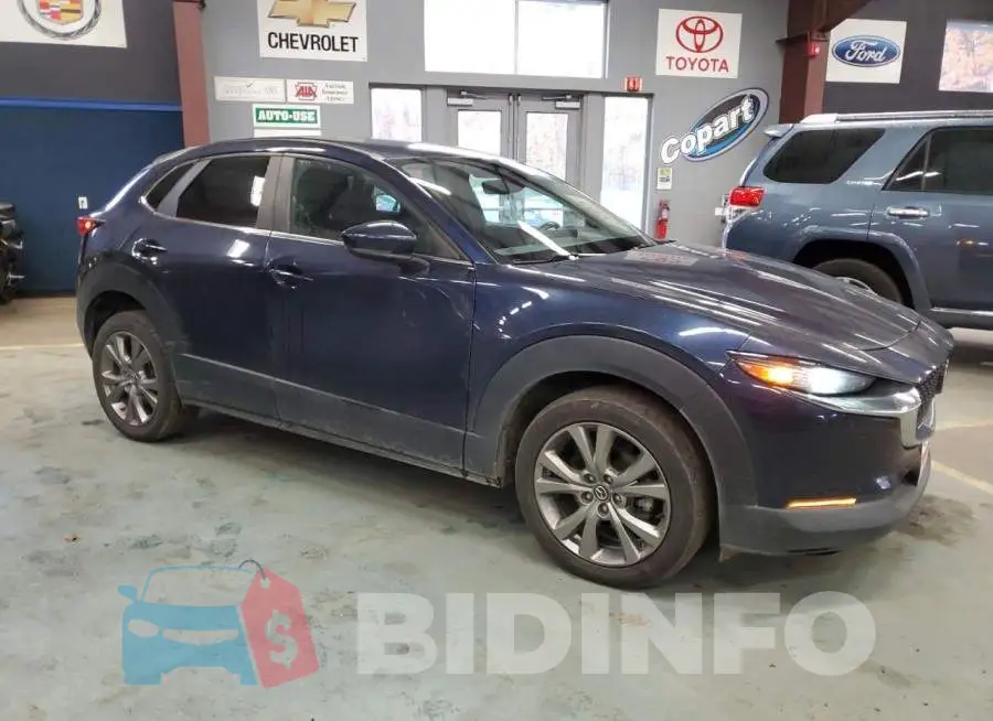 3MVDMBCL9LM120886 Photo# 4