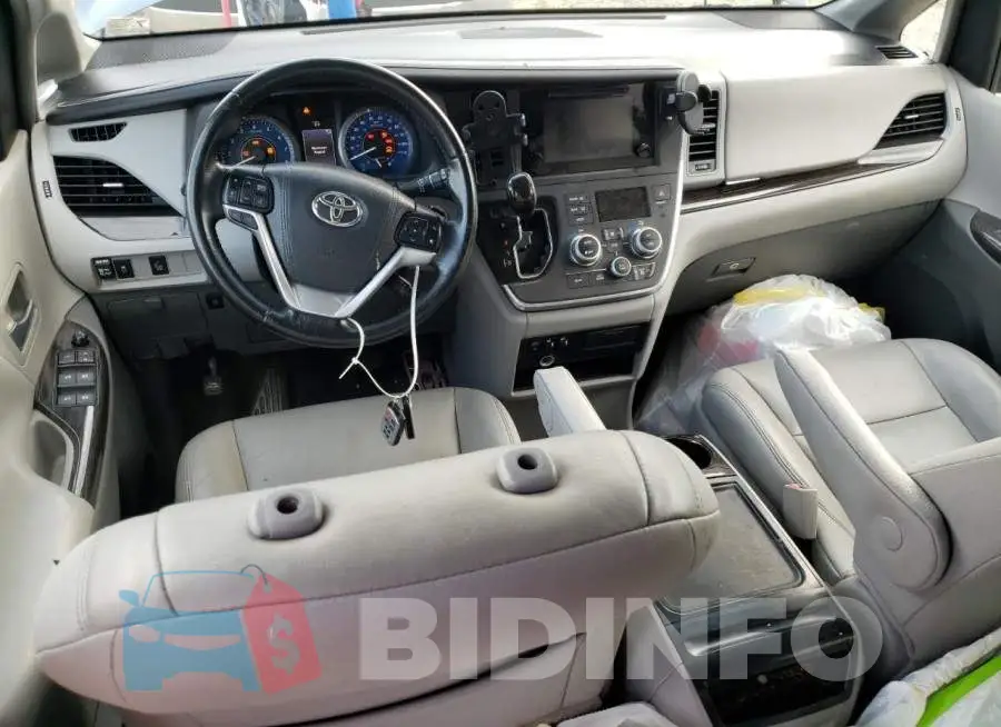 5TDYK3DC2FS685661 Photo# 8