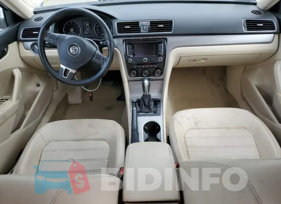 1VWBS7A35FC022407 Photo# 8