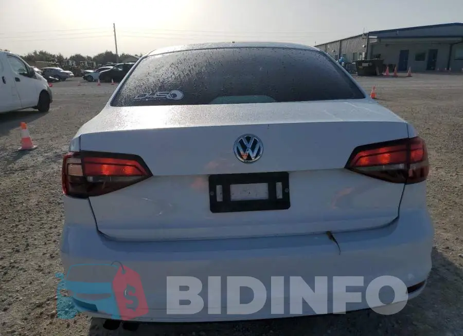3VW2B7AJXHM215779 Photo# 6