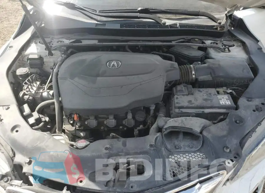 19UUB2F75GA011044 Photo# 11