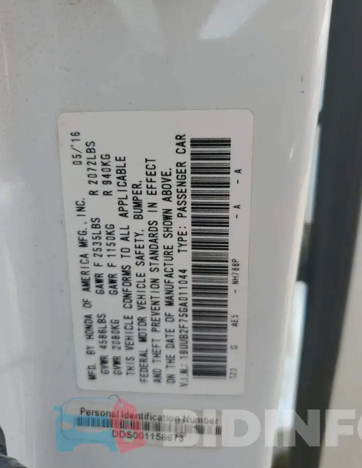 19UUB2F75GA011044 Photo# 12