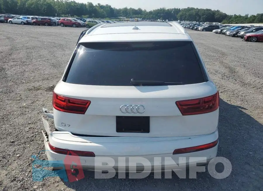 WA1LAAF72KD001855 Photo# 6