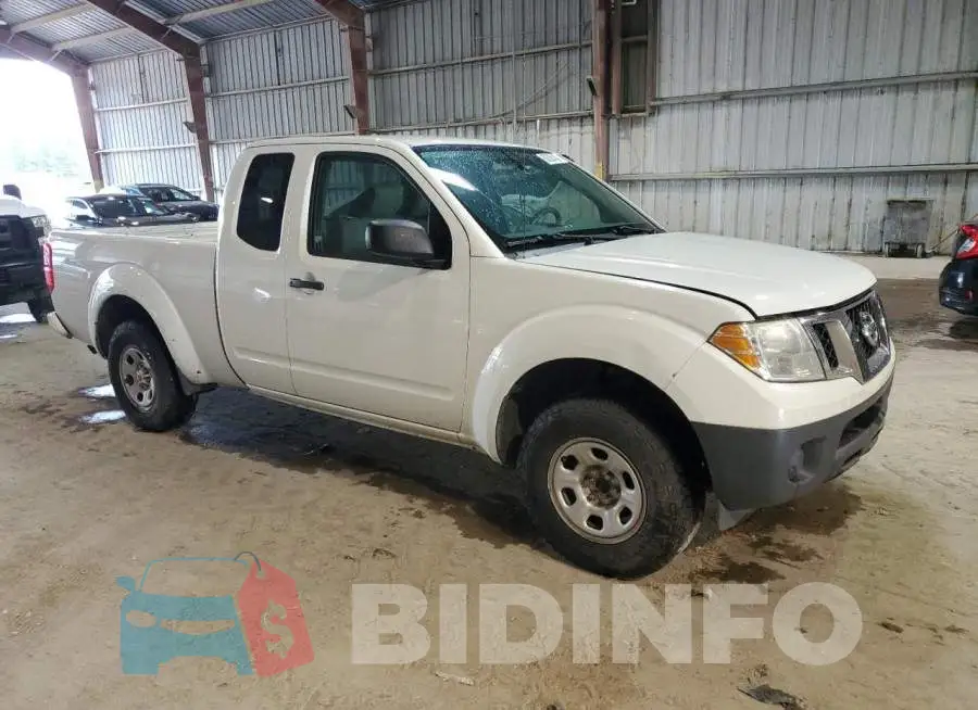 1N6BD0CT5JN763152 Photo# 4