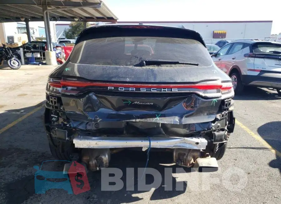 WP1AA2A52MLB18206 Photo# 6