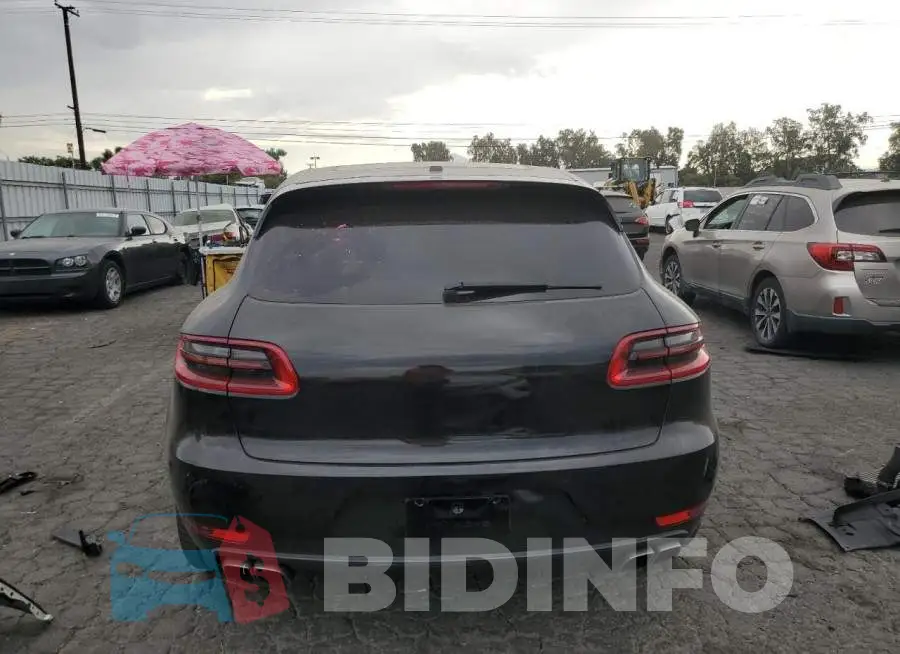 WP1AF2A5XFLB99833 Photo# 6