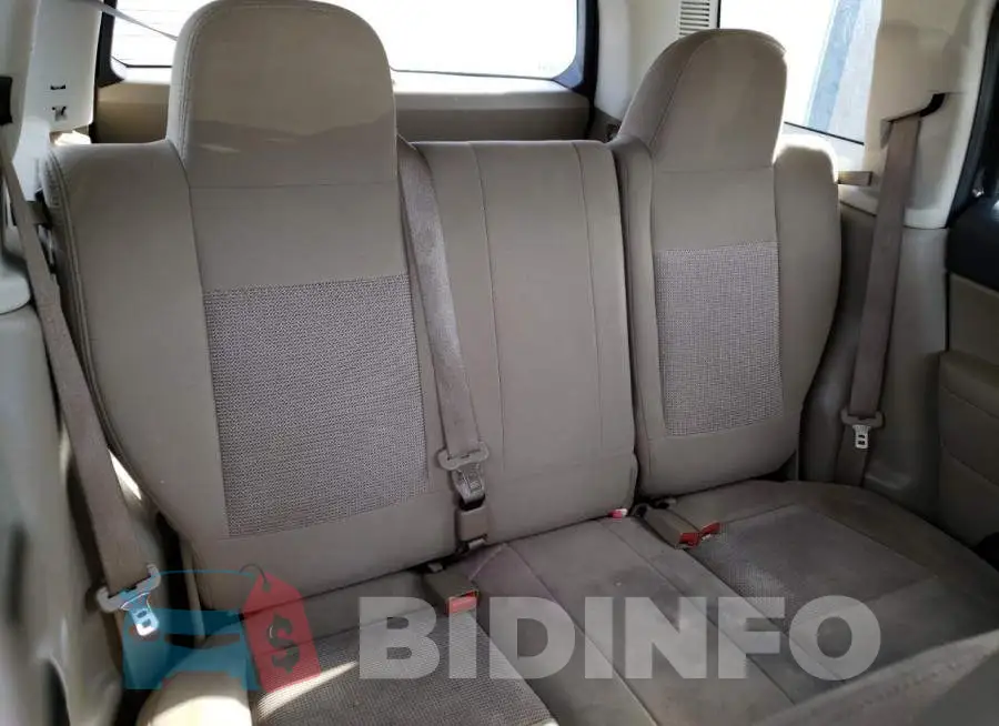 1C4NJRBB5ED629873 Photo# 10