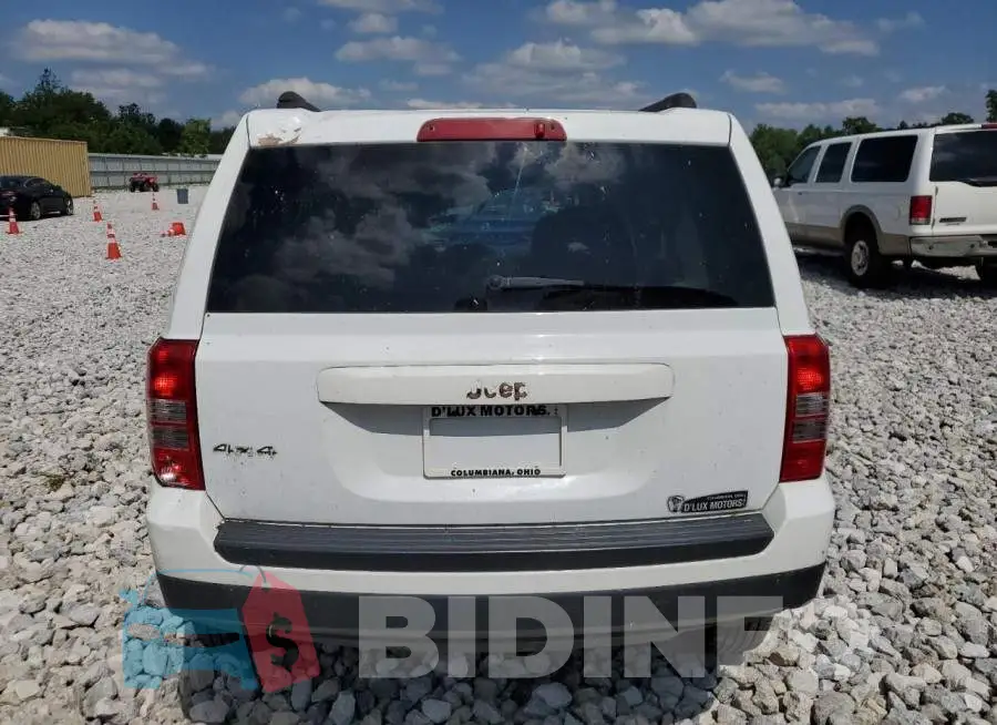 1C4NJRBB7FD366285 Photo# 6