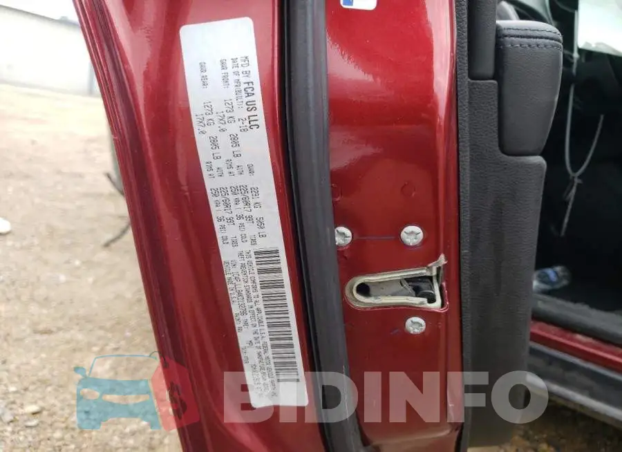 1C4PJLLB4KD132796 Photo# 12