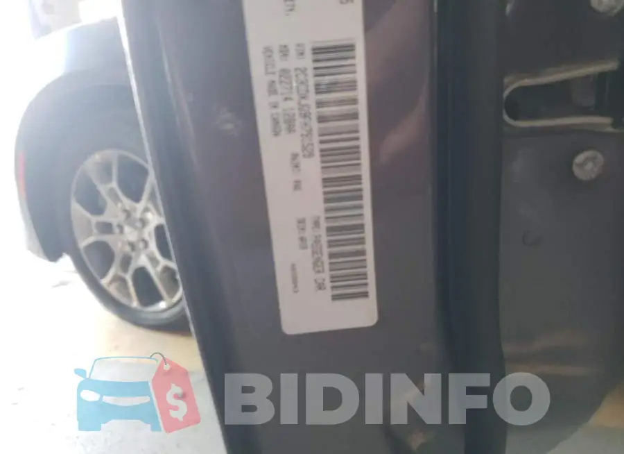 2C3CDXJG9FH791529 Photo# 12