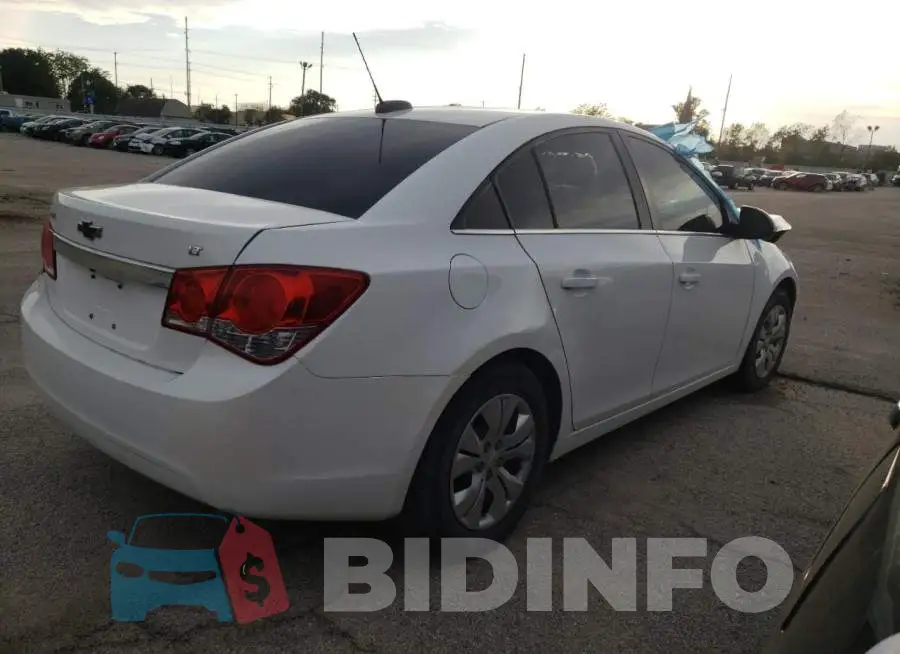 1G1PC5SBXF7113772 Photo# 3