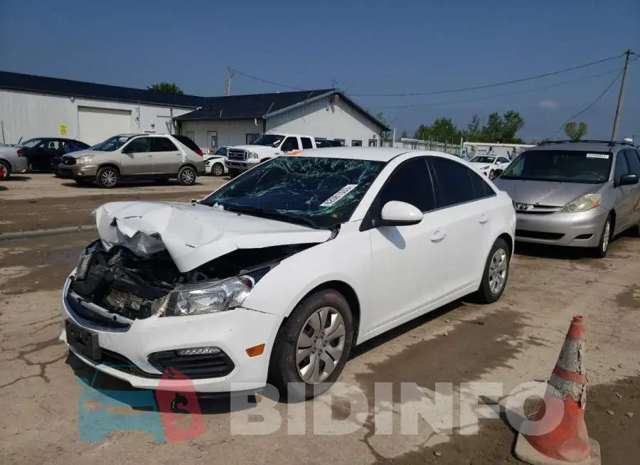 1G1PC5SBXF7113772 Photo# 1