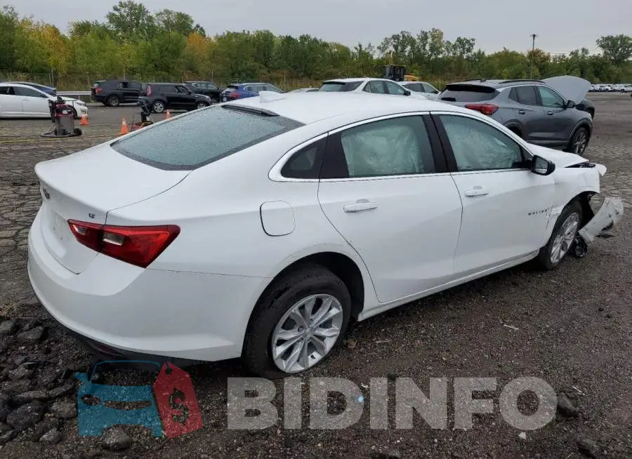 1G1ZD5ST0PF207424 Photo# 3