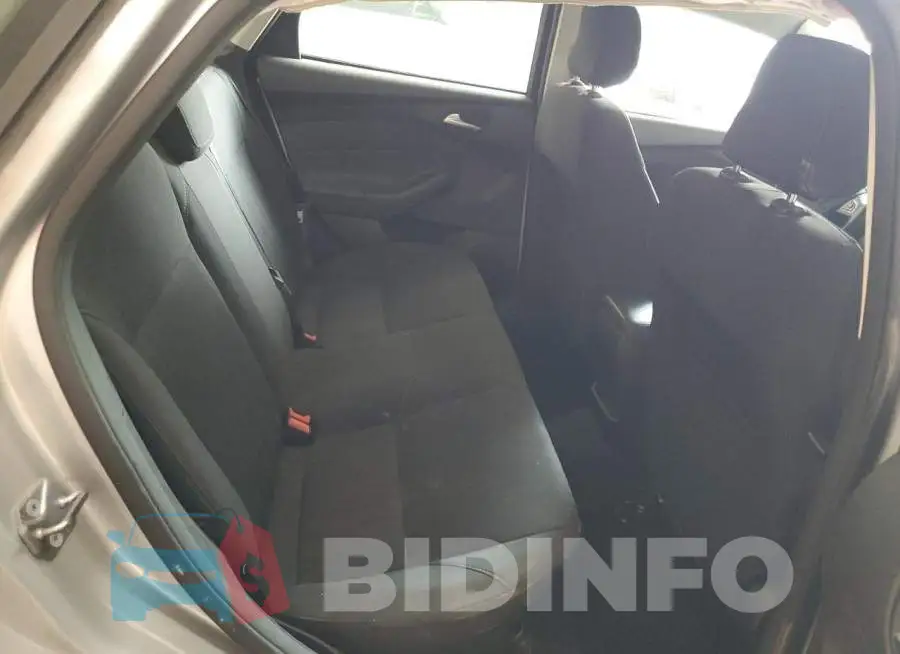 1FADP3FE5JL203697 Photo# 10