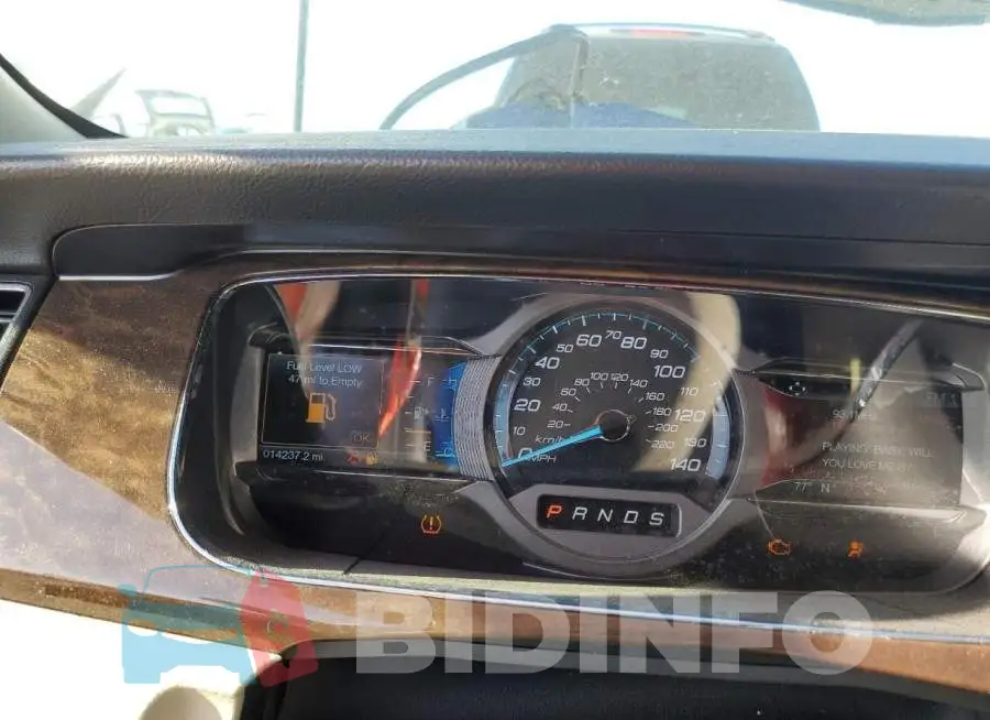 1FAHP2F83JG118744 Photo# 9