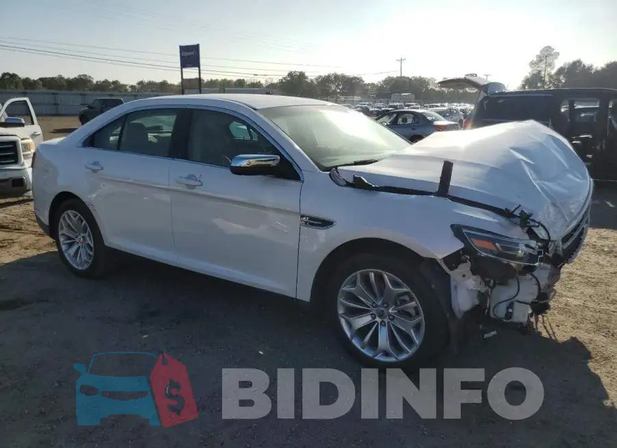1FAHP2F83JG118744 Photo# 4