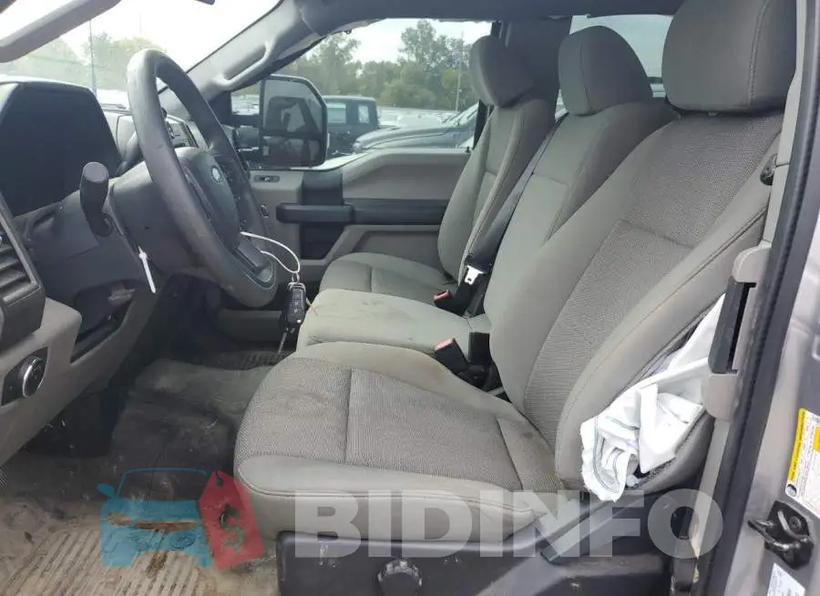 1FT7X2A6XNED17643 Photo# 7