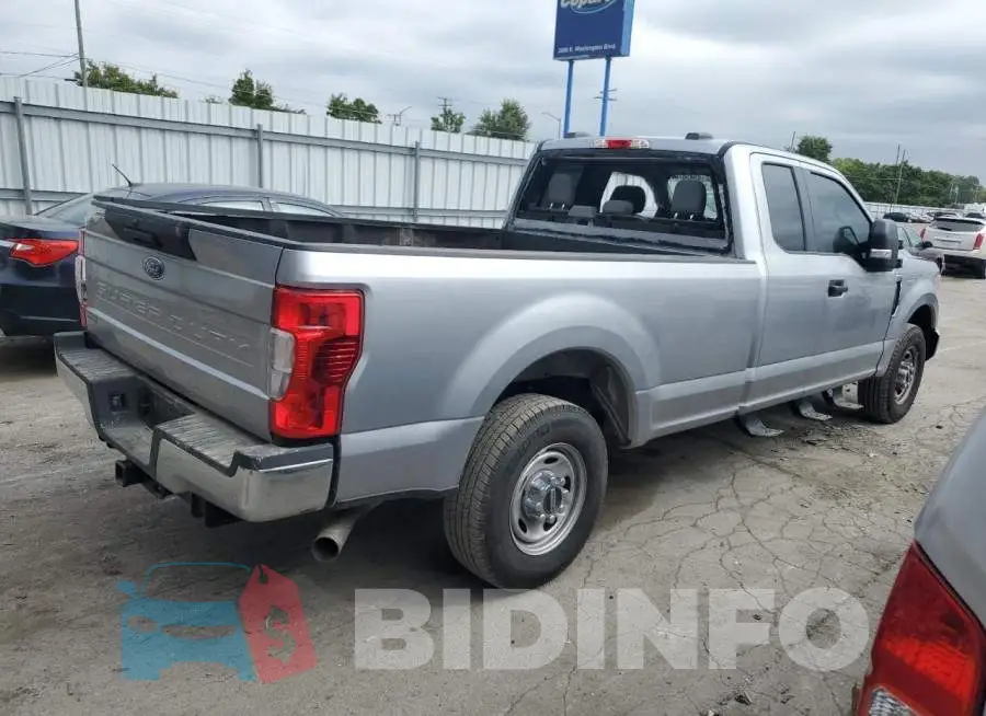1FT7X2A6XNED17643 Photo# 3