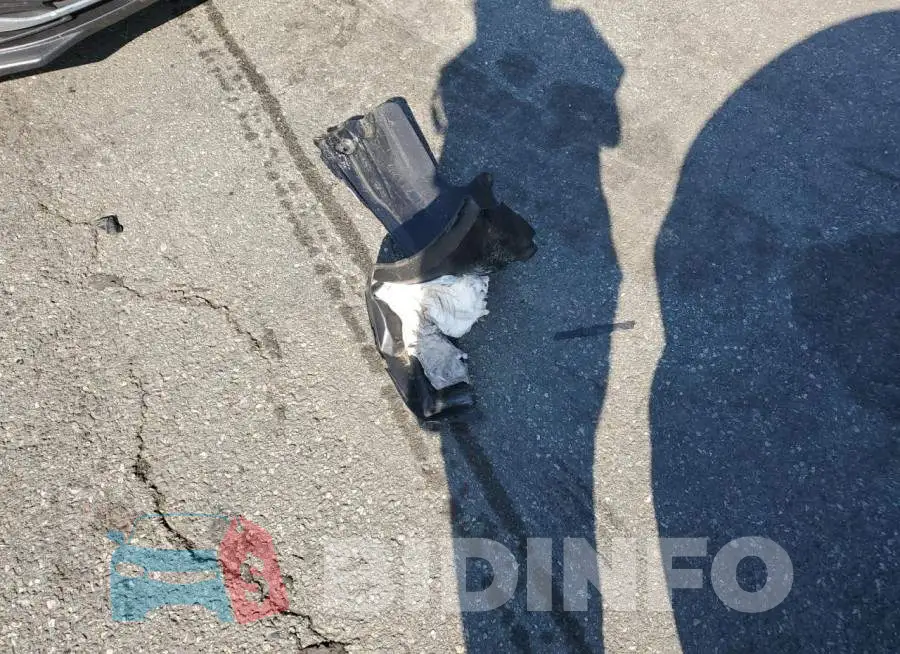 3FADP4AJ2JM121306 Photo# 12