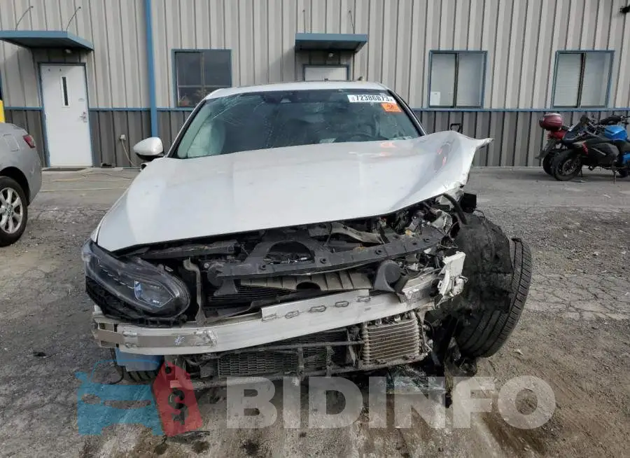 1HGCV3F52JA009234 Photo# 5
