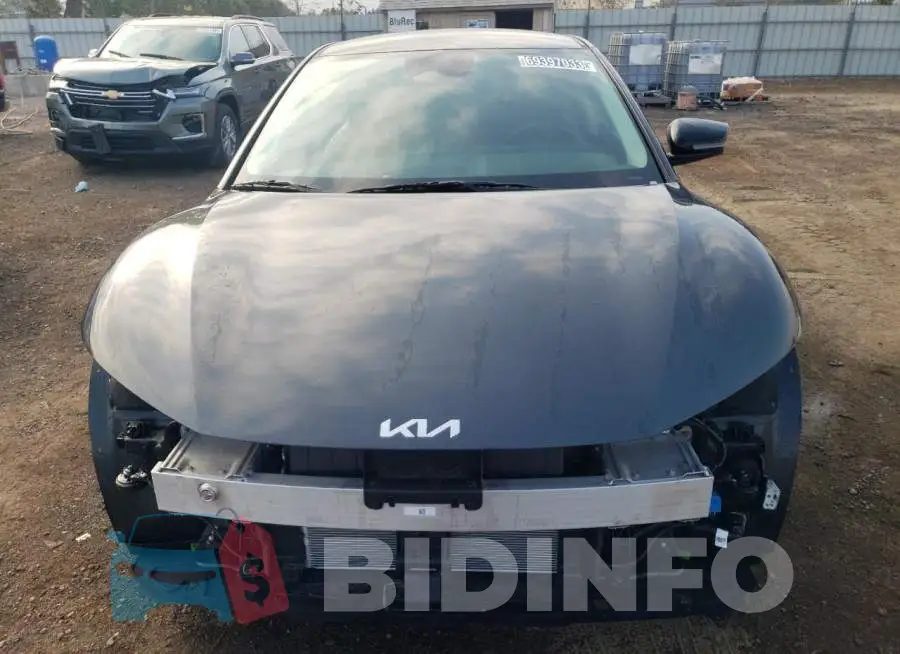 KNDC34LAXP5149660 Photo# 5