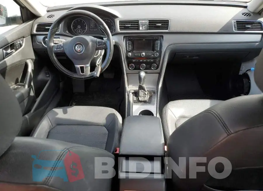 1VWBS7A39FC042174 Photo# 8