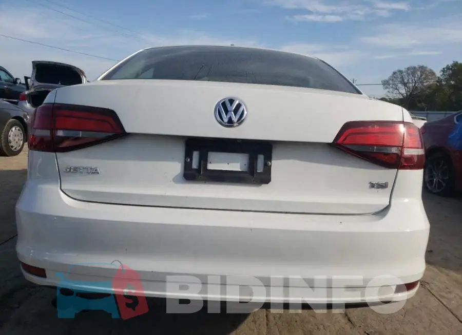 3VW167AJ7HM225573 Photo# 6