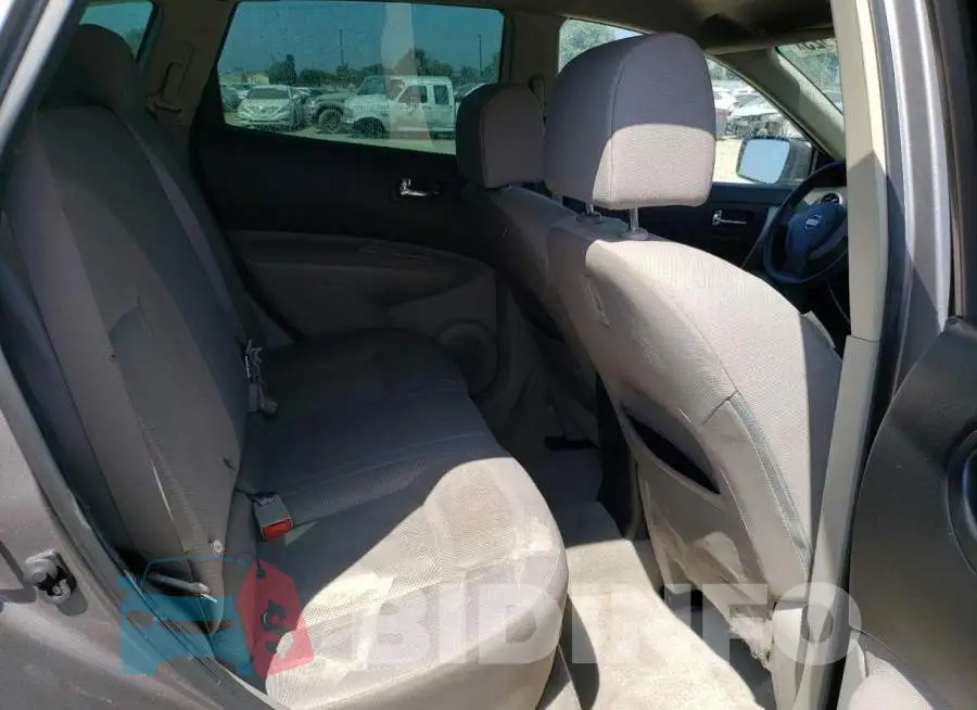 JN8AS5MT4EW601095 Photo# 11