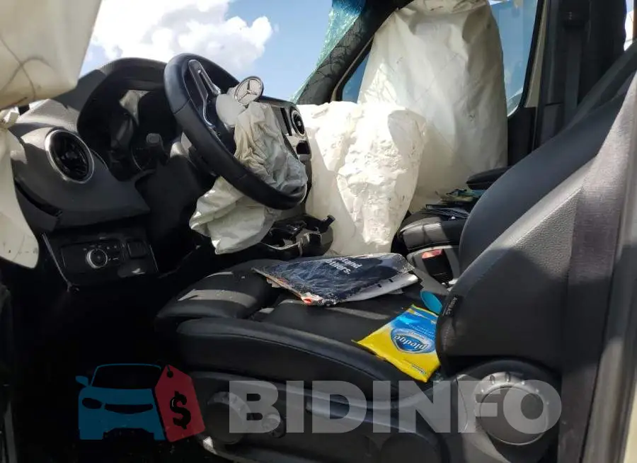 WD4FF0CD3KP140714 Photo# 7