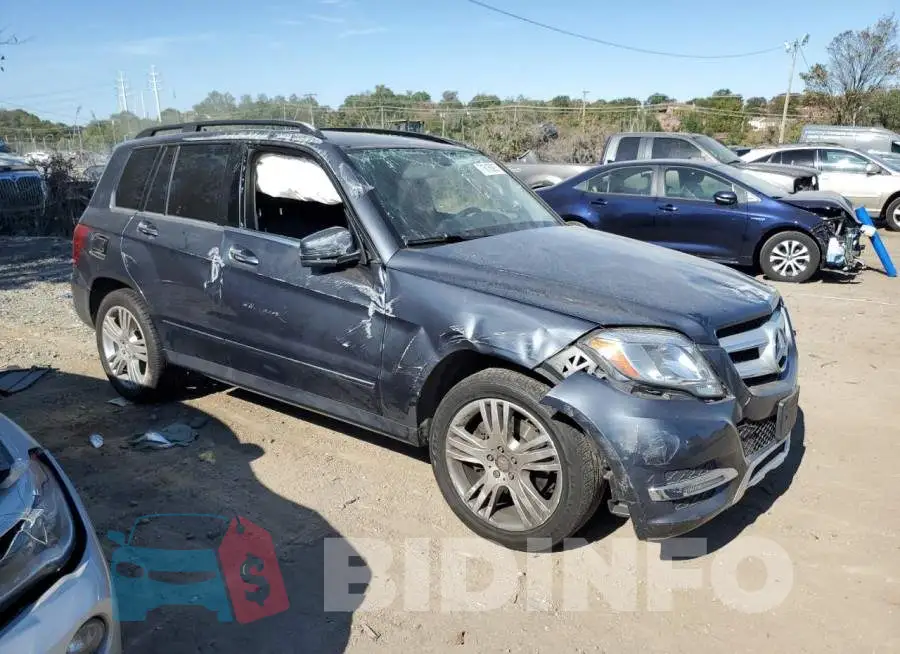 WDCGG5HB8FG437977 Photo# 4